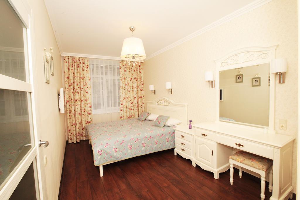 Apartment In The Centre Of City Dnipro Zimmer foto