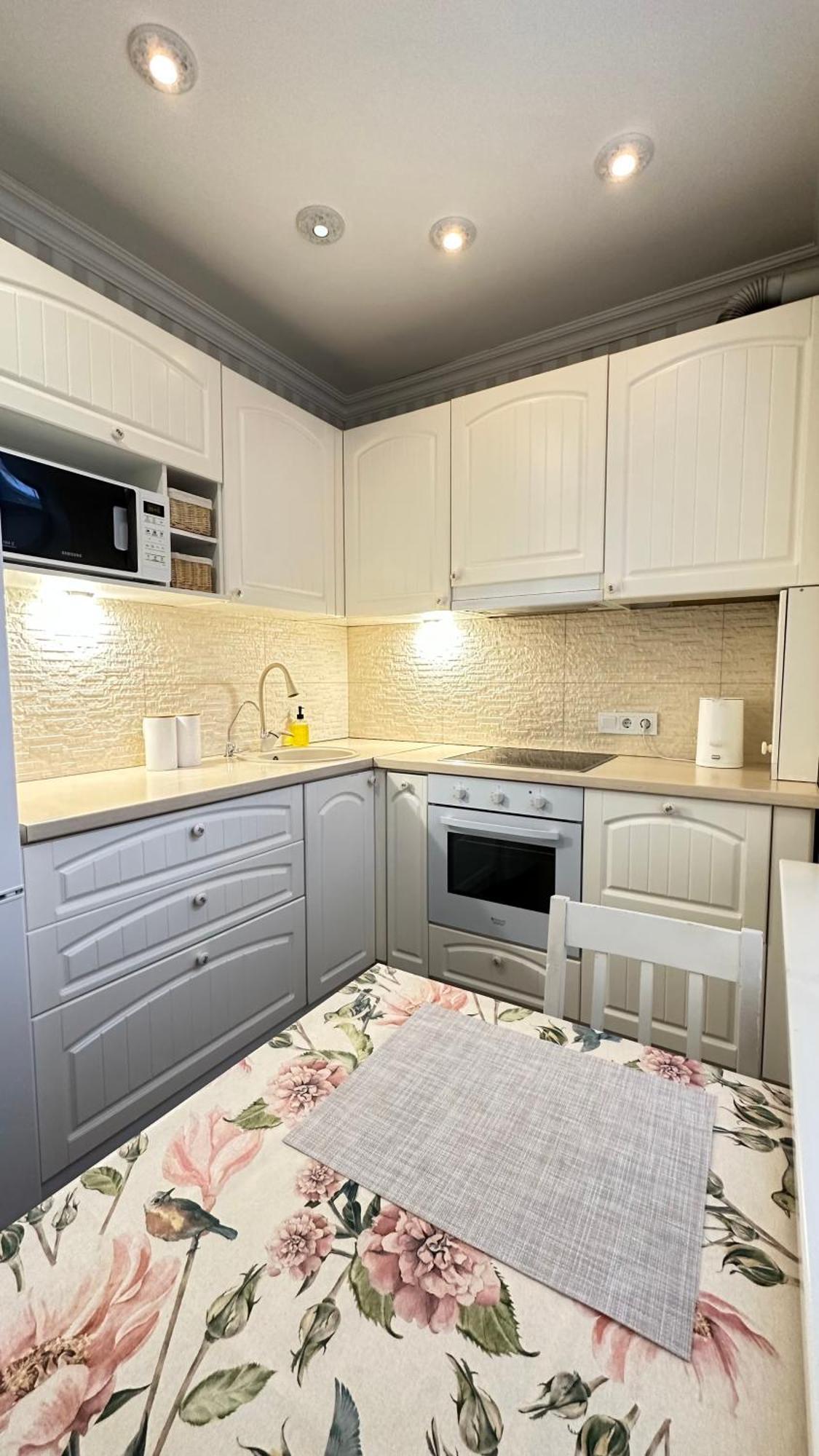 Apartment In The Centre Of City Dnipro Exterior foto